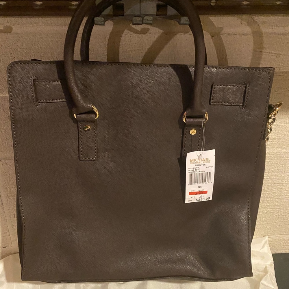 Michael Kors large purse. Coffee color - Picture 2 of 3